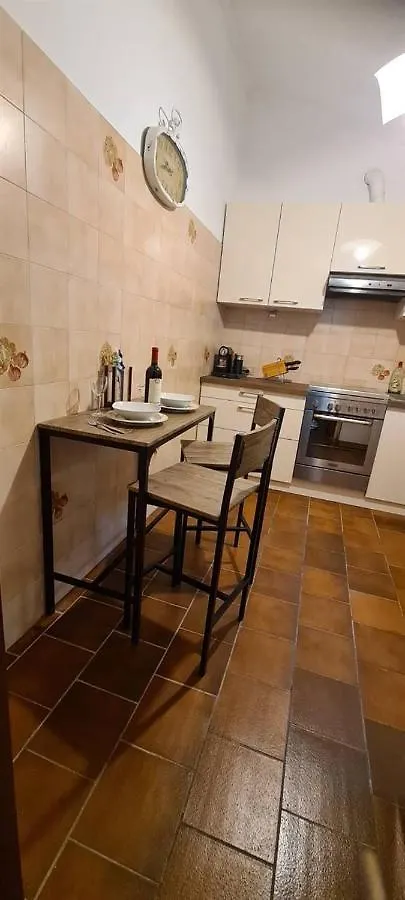 Casa Vacanza Giulia Daire Tavernola Bergamasca İtalya