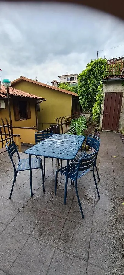 Casa Vacanza Giulia Apartment Tavernola Bergamasca Italy